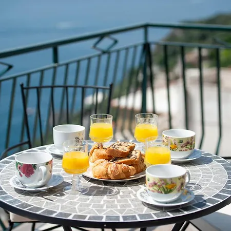 Casa Michele, 200 Steps To Heaven *