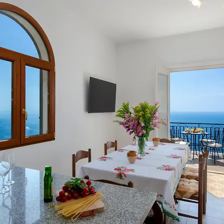 Holiday home Casa Michele, 200 Steps To Heaven *